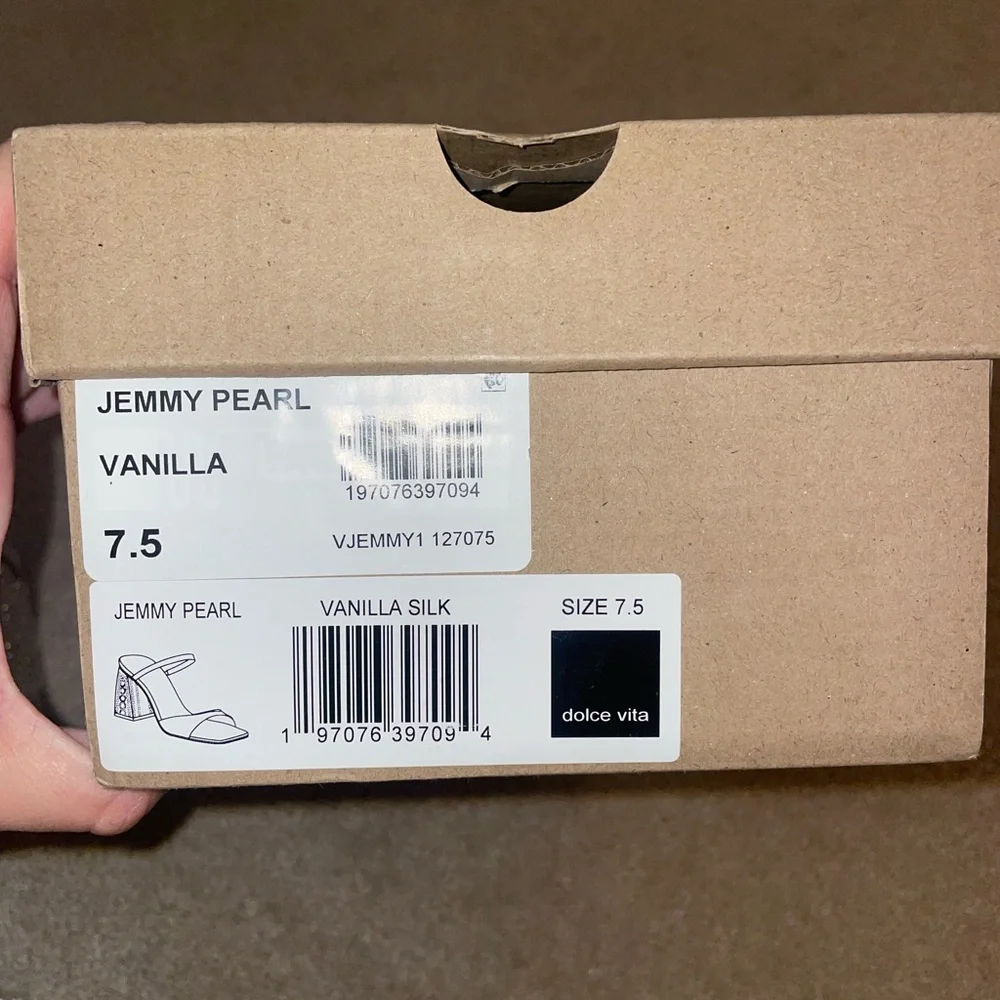 Dolce Vita Jemmy Pearl Heels - Picture 5 of 5